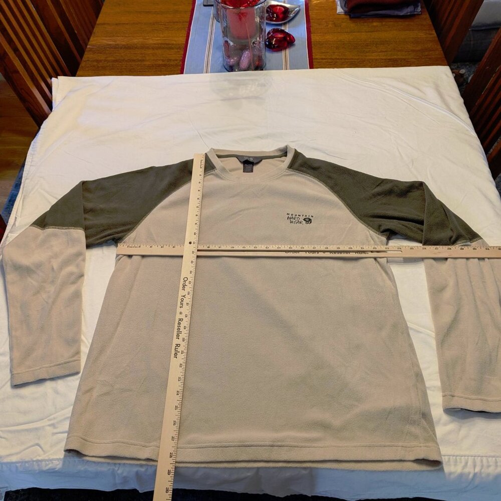 Mountain Hardware Sweater XL NWT
